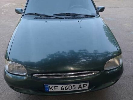 Форд Эскорт 1998 в Кривом Роге на Automoto.ua Зеленый Форд Эскорт, объемом двигателя 1.6 л и пробегом 197 тыс. км за 2550 $, фото 1 на Automoto.ua