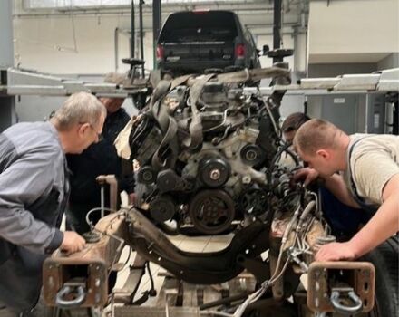 Форд Экскурсия 2005 в Броварах на Automoto.ua Черный Форд Экскурсия, объемом двигателя 0 л и пробегом 100 тыс. км за 9000 $, фото 3 на Automoto.ua