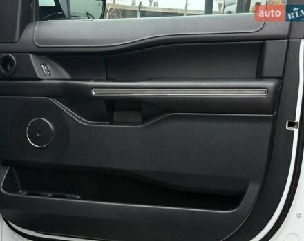 Белый Форд Экспедиция, объемом двигателя 3.5 л и пробегом 157 тыс. км за 26300 $, фото 61 на Automoto.ua