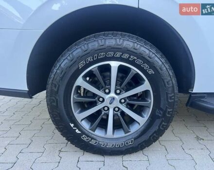 Форд Экспедиция 2019 в Ровно на Automoto.ua Белый Форд Экспедиция, объемом двигателя 3.5 л и пробегом 157 тыс. км за 26000 $, фото 43 на Automoto.ua