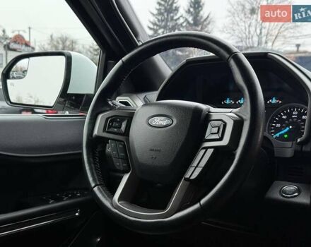 Белый Форд Экспедиция, объемом двигателя 3.5 л и пробегом 157 тыс. км за 26300 $, фото 49 на Automoto.ua