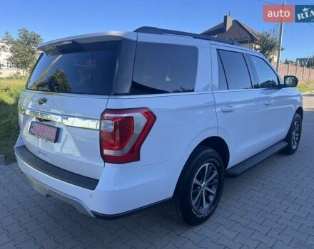 Форд Экспедиция 2019 в Ровно на Automoto.ua Белый Форд Экспедиция, объемом двигателя 3.5 л и пробегом 157 тыс. км за 26000 $, фото 53 на Automoto.ua