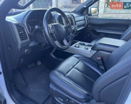 Форд Экспедиция 2019 в Ровно на Automoto.ua Белый Форд Экспедиция, объемом двигателя 3.5 л и пробегом 157 тыс. км за 26000 $, фото 18 на Automoto.ua