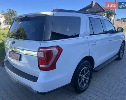 Форд Экспедиция 2019 в Ровно на Automoto.ua Белый Форд Экспедиция, объемом двигателя 3.5 л и пробегом 157 тыс. км за 26000 $, фото 13 на Automoto.ua