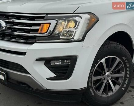 Белый Форд Экспедиция, объемом двигателя 3.5 л и пробегом 157 тыс. км за 26300 $, фото 1 на Automoto.ua