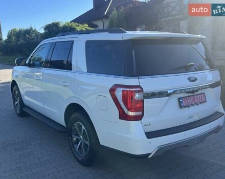 Форд Экспедиция 2019 в Ровно на Automoto.ua Белый Форд Экспедиция, объемом двигателя 3.5 л и пробегом 157 тыс. км за 26000 $, фото 10 на Automoto.ua
