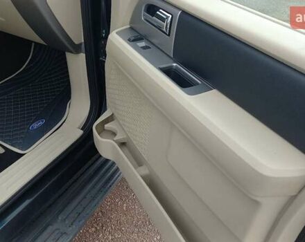 Черный Форд Экспедиция, объемом двигателя 3.5 л и пробегом 170 тыс. км за 17890 $, фото 27 на Automoto.ua