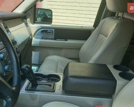 Черный Форд Экспедиция, объемом двигателя 3.5 л и пробегом 170 тыс. км за 17890 $, фото 5 на Automoto.ua