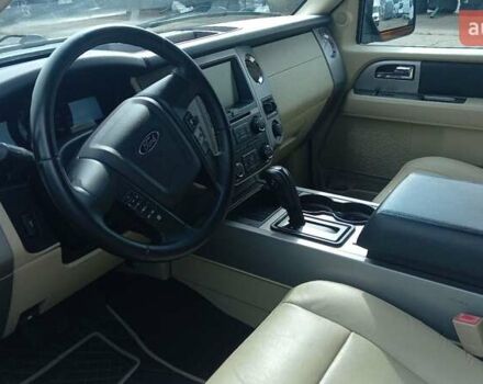 Черный Форд Экспедиция, объемом двигателя 3.5 л и пробегом 170 тыс. км за 17890 $, фото 16 на Automoto.ua