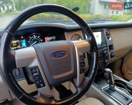 Форд Экспедиция 2016 в Киеве на Automoto.ua Черный Форд Экспедиция, объемом двигателя 3.5 л и пробегом 233 тыс. км за 22500 $, фото 8 на Automoto.ua