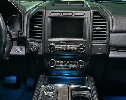 Черный Форд Экспедиция, объемом двигателя 3.5 л и пробегом 143 тыс. км за 31900 $, фото 20 на Automoto.ua