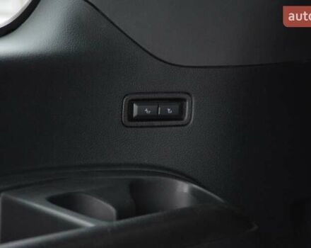 Черный Форд Экспедиция, объемом двигателя 3.5 л и пробегом 31 тыс. км за 48000 $, фото 51 на Automoto.ua