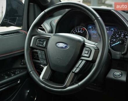 Черный Форд Экспедиция, объемом двигателя 3.5 л и пробегом 31 тыс. км за 48000 $, фото 23 на Automoto.ua