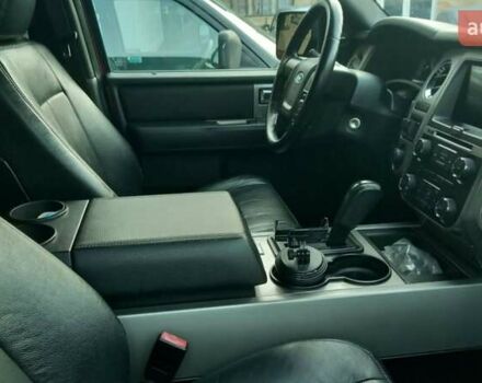 Форд Экспедиция 2016 в Киеве на Automoto.ua Красный Форд Экспедиция, объемом двигателя 3.5 л и пробегом 249 тыс. км за 19989 $, фото 99 на Automoto.ua