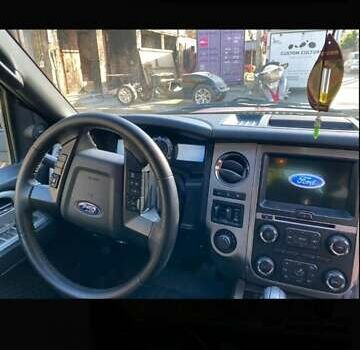 Форд Экспедиция 2016 в Киеве на Automoto.ua Красный Форд Экспедиция, объемом двигателя 3.5 л и пробегом 249 тыс. км за 19989 $, фото 103 на Automoto.ua