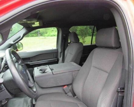 Красный Форд Экспедиция, объемом двигателя 3.5 л и пробегом 32 тыс. км за 5700 $, фото 4 на Automoto.ua