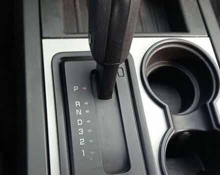 Серый Форд Экспедиция, объемом двигателя 5.4 л и пробегом 106 тыс. км за 11990 $, фото 8 на Automoto.ua