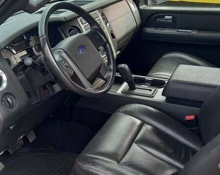 Серый Форд Экспедиция, объемом двигателя 5.4 л и пробегом 106 тыс. км за 11990 $, фото 7 на Automoto.ua