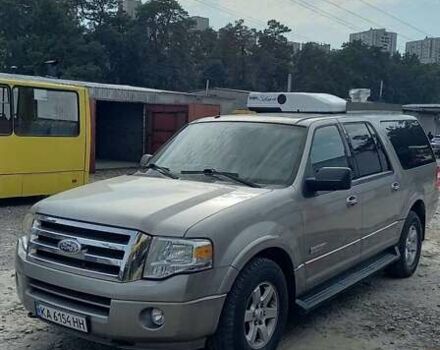 Серый Форд Экспедиция, объемом двигателя 5.4 л и пробегом 106 тыс. км за 11990 $, фото 1 на Automoto.ua