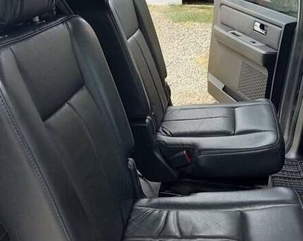 Серый Форд Экспедиция, объемом двигателя 5.4 л и пробегом 106 тыс. км за 11990 $, фото 12 на Automoto.ua