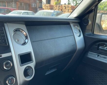 Серый Форд Экспедиция, объемом двигателя 3.5 л и пробегом 72 тыс. км за 17000 $, фото 16 на Automoto.ua