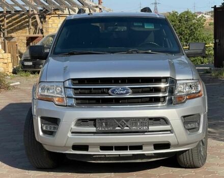 Серый Форд Экспедиция, объемом двигателя 3.5 л и пробегом 72 тыс. км за 17000 $, фото 1 на Automoto.ua