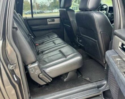 Серый Форд Экспедиция, объемом двигателя 3.5 л и пробегом 53 тыс. км за 3200 $, фото 12 на Automoto.ua