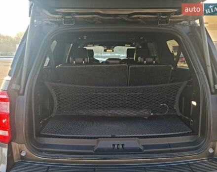 Серый Форд Экспедиция, объемом двигателя 3.5 л и пробегом 108 тыс. км за 38500 $, фото 14 на Automoto.ua