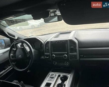 Серый Форд Экспедиция, объемом двигателя 3.5 л и пробегом 99 тыс. км за 24000 $, фото 7 на Automoto.ua