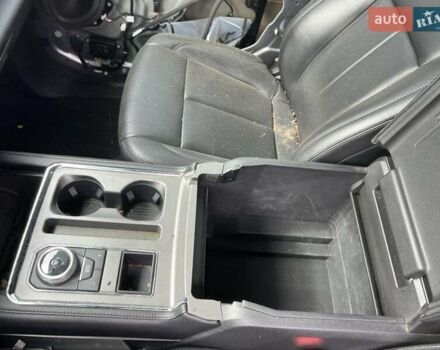 Серый Форд Экспедиция, объемом двигателя 3.5 л и пробегом 99 тыс. км за 24000 $, фото 5 на Automoto.ua