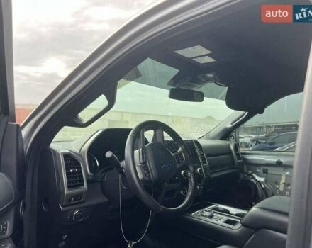 Серый Форд Экспедиция, объемом двигателя 3.5 л и пробегом 99 тыс. км за 24000 $, фото 6 на Automoto.ua