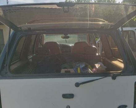 Білий Форд Експлорер, об'ємом двигуна 4 л та пробігом 234 тис. км за 5700 $, фото 15 на Automoto.ua