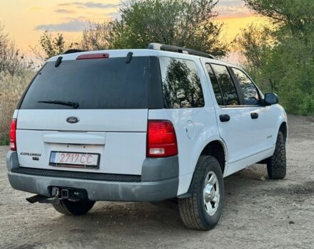 Белый Форд Эксплорер, объемом двигателя 4 л и пробегом 220 тыс. км за 2100 $, фото 2 на Automoto.ua