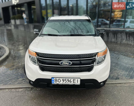 Белый Форд Эксплорер, объемом двигателя 3.5 л и пробегом 340 тыс. км за 12400 $, фото 13 на Automoto.ua