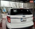 Білий Форд Експлорер, об'ємом двигуна 2 л та пробігом 307 тис. км за 11500 $, фото 7 на Automoto.ua