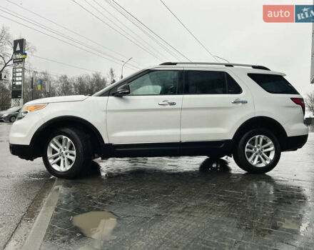 Белый Форд Эксплорер, объемом двигателя 3.5 л и пробегом 340 тыс. км за 12400 $, фото 11 на Automoto.ua