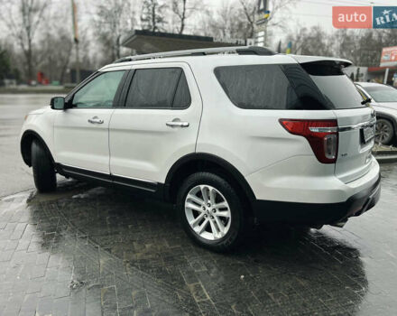 Белый Форд Эксплорер, объемом двигателя 3.5 л и пробегом 340 тыс. км за 12400 $, фото 17 на Automoto.ua