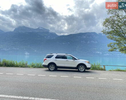 Белый Форд Эксплорер, объемом двигателя 3.5 л и пробегом 340 тыс. км за 12400 $, фото 1 на Automoto.ua