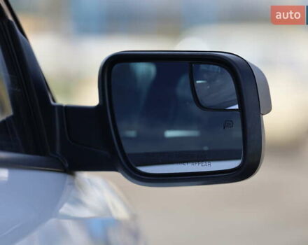 Белый Форд Эксплорер, объемом двигателя 3.72 л и пробегом 128 тыс. км за 16500 $, фото 11 на Automoto.ua