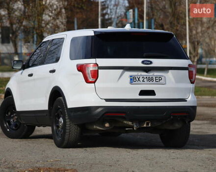 Белый Форд Эксплорер, объемом двигателя 3.72 л и пробегом 128 тыс. км за 16500 $, фото 13 на Automoto.ua