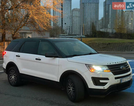 Білий Форд Експлорер, об'ємом двигуна 3.5 л та пробігом 192 тис. км за 14200 $, фото 4 на Automoto.ua