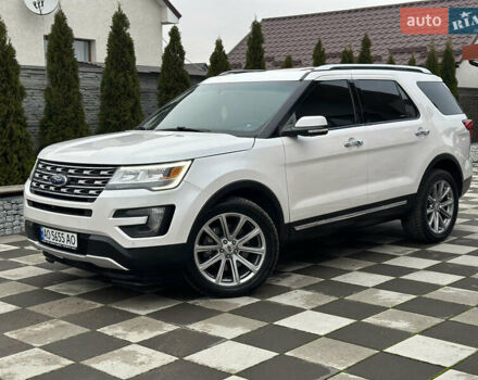 Білий Форд Експлорер, об'ємом двигуна 2.3 л та пробігом 148 тис. км за 16000 $, фото 3 на Automoto.ua