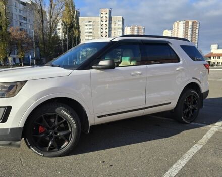 Білий Форд Експлорер, об'ємом двигуна 2.3 л та пробігом 417 тис. км за 15700 $, фото 16 на Automoto.ua