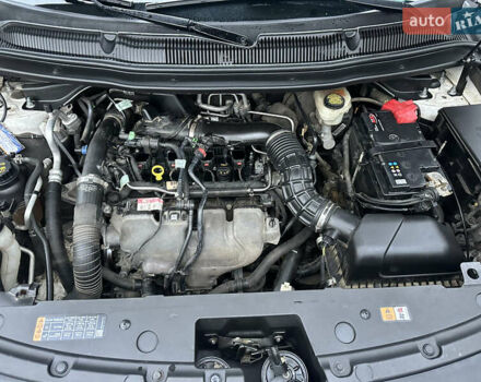 Білий Форд Експлорер, об'ємом двигуна 2.3 л та пробігом 148 тис. км за 16000 $, фото 84 на Automoto.ua