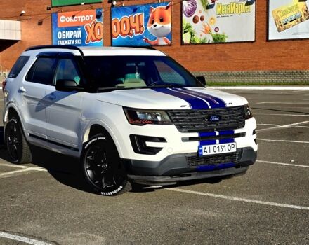 Білий Форд Експлорер, об'ємом двигуна 2.3 л та пробігом 417 тис. км за 15700 $, фото 4 на Automoto.ua