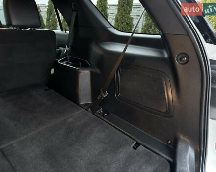 Білий Форд Експлорер, об'ємом двигуна 2.3 л та пробігом 148 тис. км за 16000 $, фото 45 на Automoto.ua