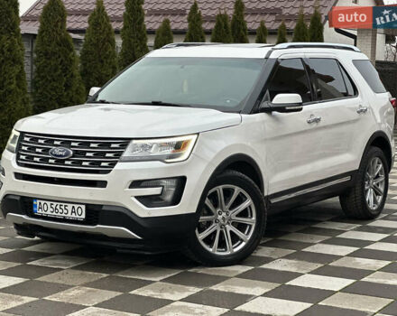 Білий Форд Експлорер, об'ємом двигуна 2.3 л та пробігом 148 тис. км за 16000 $, фото 1 на Automoto.ua