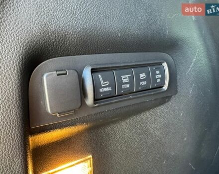 Белый Форд Эксплорер, объемом двигателя 3.5 л и пробегом 164 тыс. км за 18999 $, фото 30 на Automoto.ua