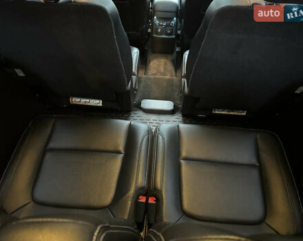 Білий Форд Експлорер, об'ємом двигуна 2.3 л та пробігом 148 тис. км за 16000 $, фото 42 на Automoto.ua