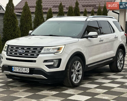 Білий Форд Експлорер, об'ємом двигуна 2.3 л та пробігом 148 тис. км за 16000 $, фото 8 на Automoto.ua